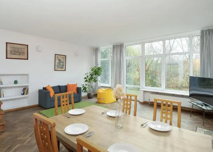 Rzymska House By Solarento Hébergement de vacances